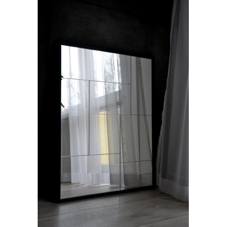 Moderne spiegel van Mirrors - TETRIS - in een mooie zwarte lijst