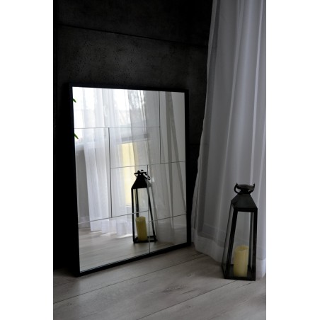 Moderne spiegel van Mirrors - TETRIS - in een mooie zwarte lijst