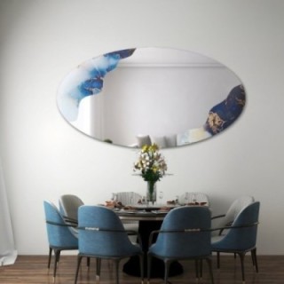 Onregelmatige spiegel op elliptisch blauw marmer – MARBLE ELFRA