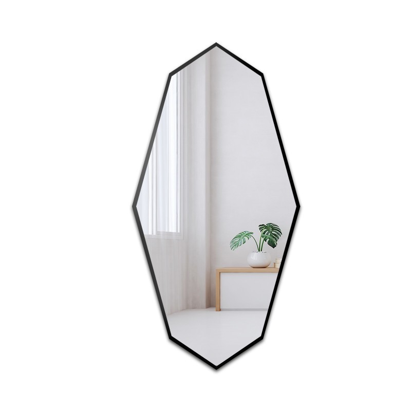 Decoratieve spiegel met scherpe organische vorm in lijst - RIOLIT IN FRAME