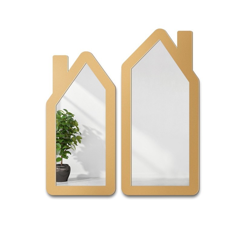 Decoratieve wandspiegel voor een kind in een mdf lijst - HUISJES