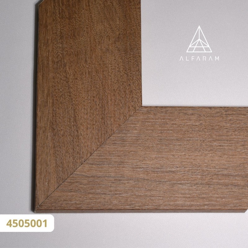 Spiegel met bruine houten lijst – 4505001