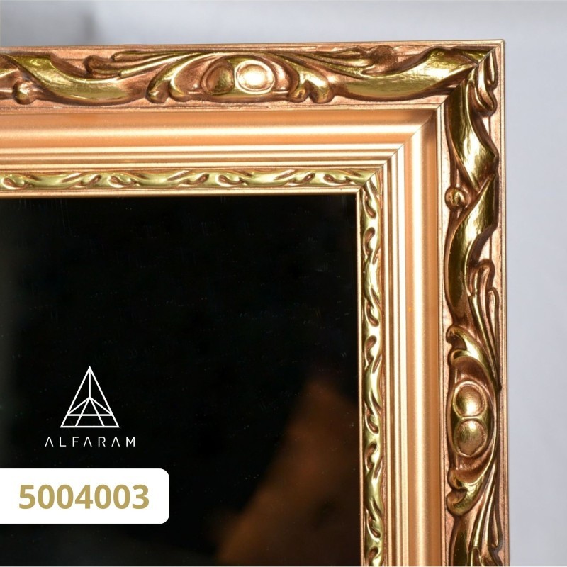 Spiegel in gouden sierlijke houten lijst - 5004003