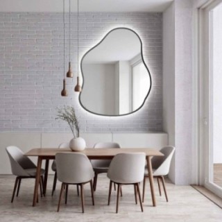 Spiegel met organische vorm in frame met verlichting - STONE IN LED FRAME