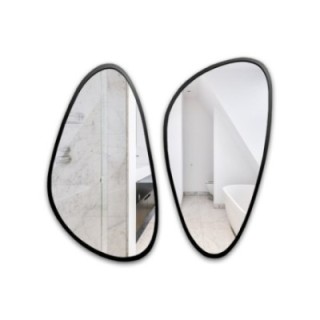 Set van twee onregelmatige spiegels in een frame - SELENIT IN EEN FRAME