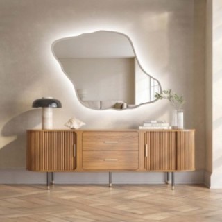 Spiegel met een organische vorm in een kasjmierkleurige MDF-lijst met verlichting - MARIS DUNE LED IN LIJST